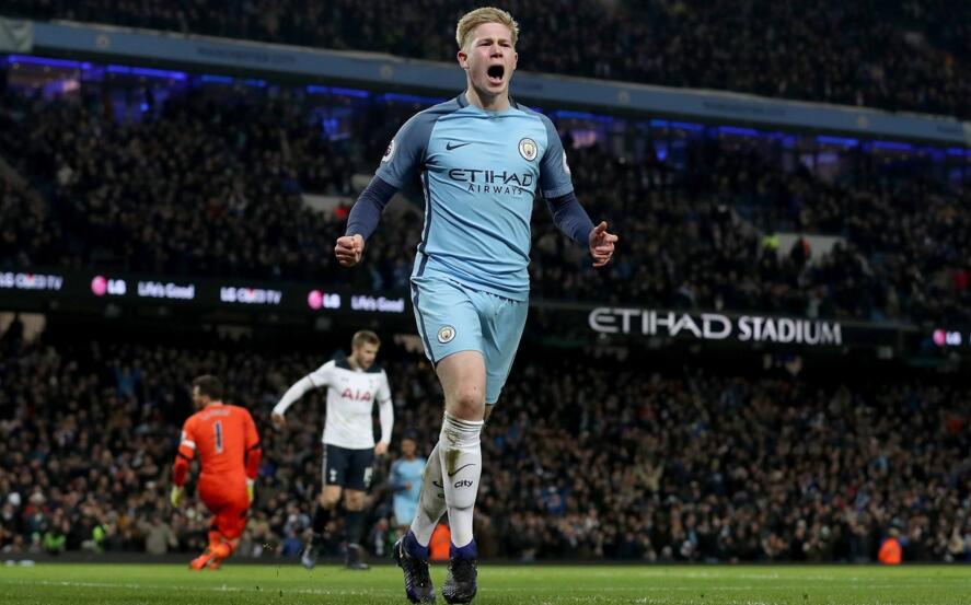 大连球迷给李昂留言寻求“信号”和“定心丸”，李昂点赞了