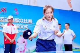 实则是